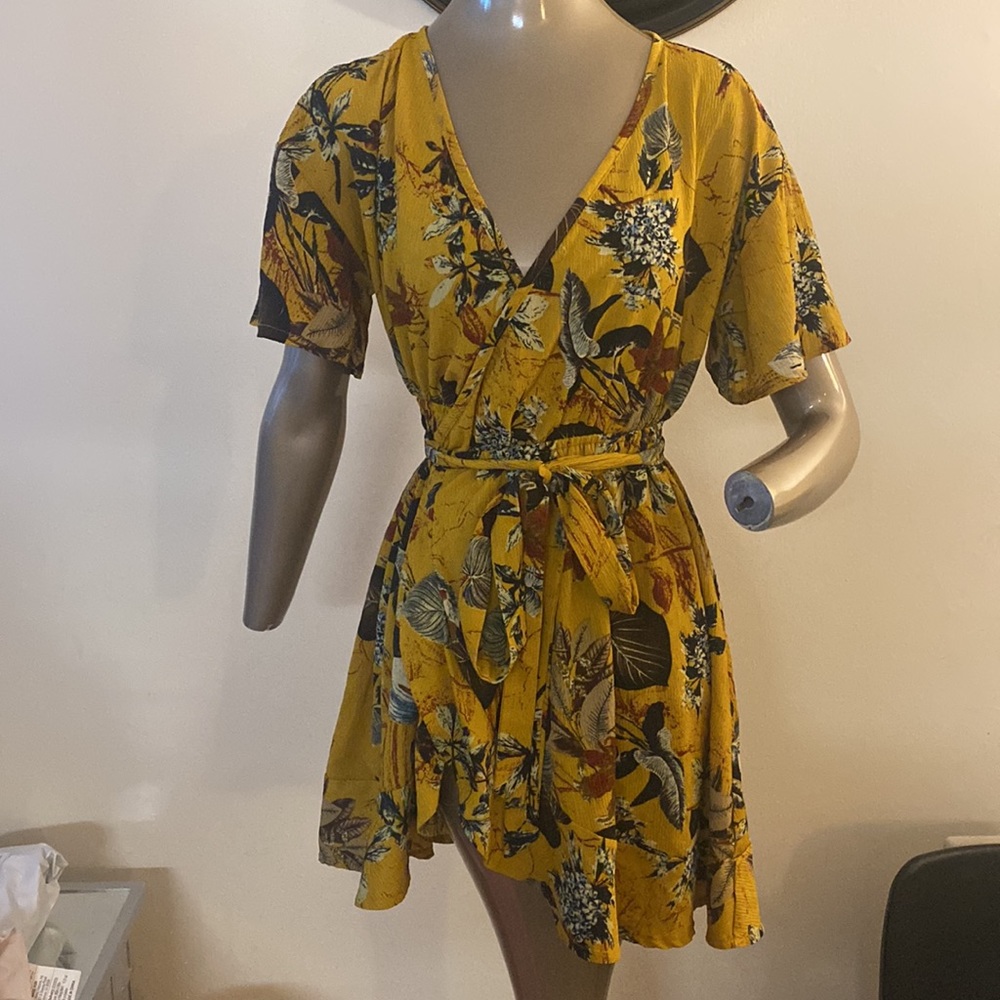 ☀️Flower Wrap Dress☀️